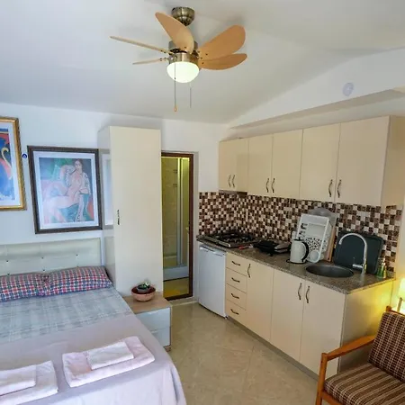 Ξενοδοχείο με διαμερίσματα Teras Butik Karaburun (Izmir)