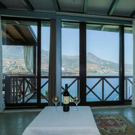 Teras Butik Karaburun (Izmir)