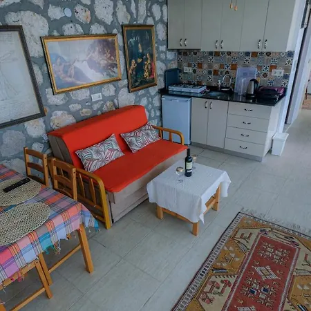 Ξενοδοχείο με διαμερίσματα Teras Butik