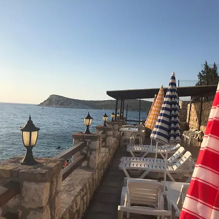 Teras Butik Ξενοδοχείο με διαμερίσματα *