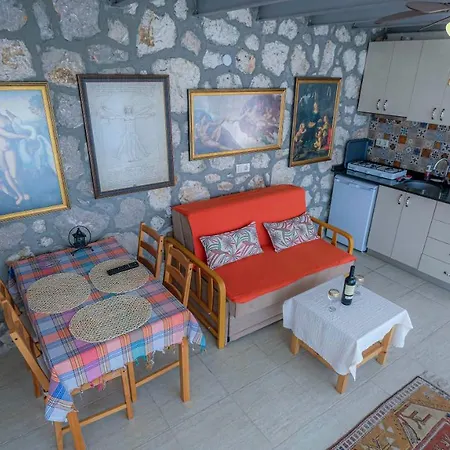 Teras Butik Karaburun (Izmir)