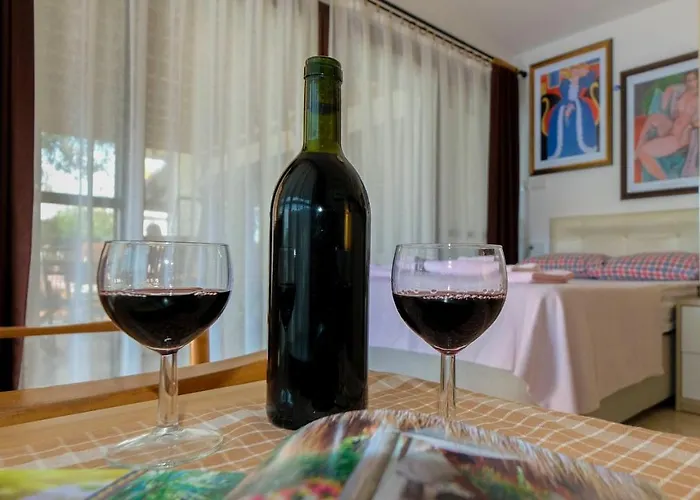 Teras Butik Apart Otel Karaburun (Izmir)